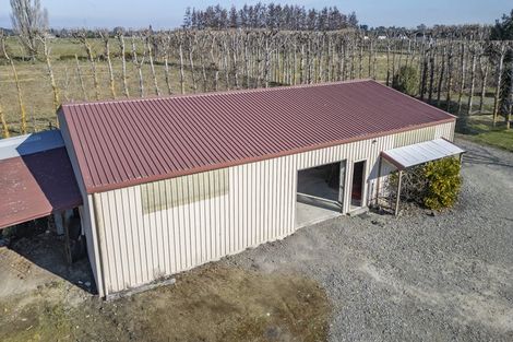 Photo of property in 130 Merton Road, Fernside, Rangiora, 7471
