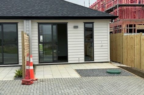 Photo of property in 20 Rorotu Avenue, Karaka, 2113