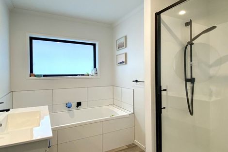 Photo of property in 13b Roys Road, Parkvale, Tauranga, 3112