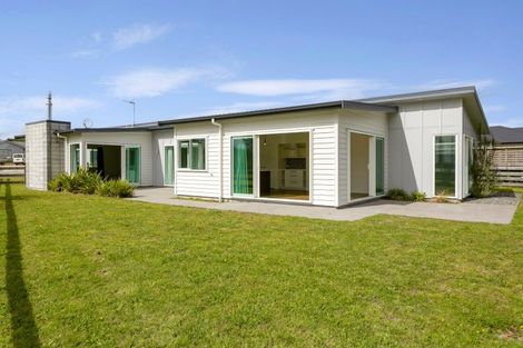 Photo of property in 64 John Norrie Place, Motuoapa, Turangi, 3382