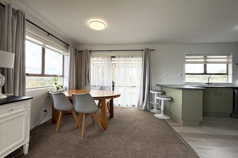 Photo of property in 204 Don Buck Road, Massey, Auckland, 0614