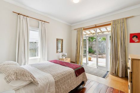 Photo of property in 3 Ninian Street, Highbury, Wellington, 6012