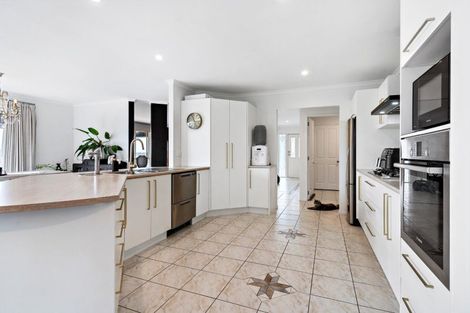 Photo of property in 77a Cape Hill Road, Pukekohe, 2120