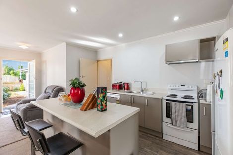 Photo of property in 75 Marne Road, Papakura, 2110