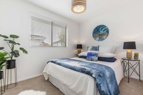 Photo of property in 63a/1 Colwill Road, Massey, Auckland, 0614