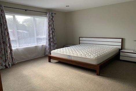 Photo of property in 386a East Coast Road, Sunnynook, Auckland, 0630