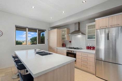 Photo of property in Point Ridge, 130 Gills Road, Albany Heights, Auckland, 0632