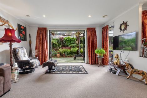 Photo of property in 5 Kirtle Close, Pyes Pa, Tauranga, 3112