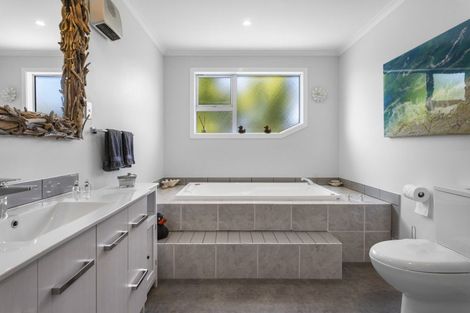 Photo of property in 6 Fairview Briars, Rangiora, 7400