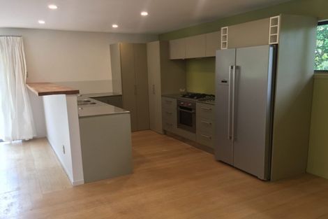 Photo of property in 9 Quo Vadis Place, Red Beach, 0932