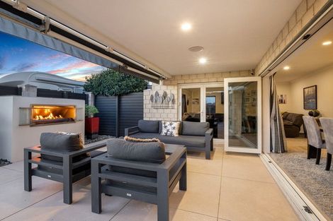 Photo of property in 33 Oak Tree Lane, Rolleston, 7614