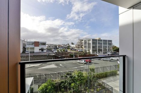 Photo of property in 312/19 Rawene Road, Birkenhead, Auckland, 0626