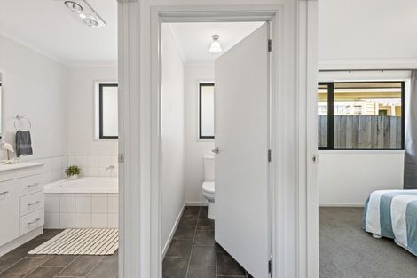 Photo of property in 5 Hillstone Avenue, Gate Pa, Tauranga, 3112