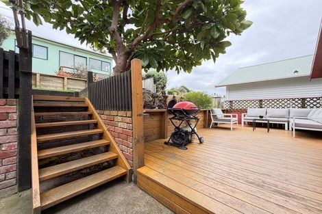 Photo of property in 12 Tirangi Road, Rongotai, Wellington, 6022