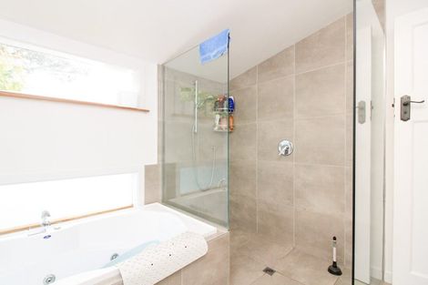 Photo of property in 71 Freyberg Street, Lyall Bay, Wellington, 6022