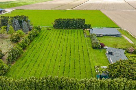 Photo of property in 10 Tui Glen Drive, Levin, 5571