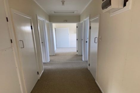 Photo of property in 18 Ramillies Place, Glenfield, Auckland, 0629