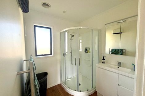 Photo of property in 26 Rimu Road, Stanmore Bay, Whangaparaoa, 0932