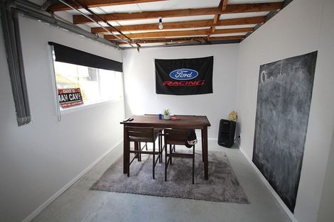 Photo of property in 6 Aotea Crescent, Gore, 9710