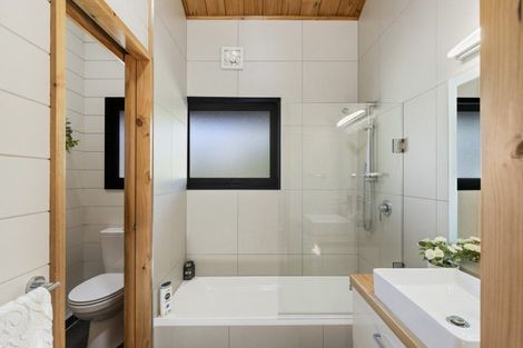 Photo of property in 7c Waterloo Place, Westown, New Plymouth, 4310