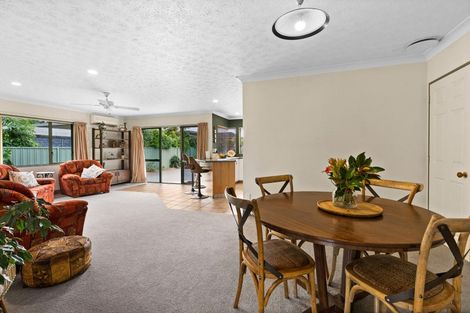 Photo of property in 17a Dinton Street, Russley, Christchurch, 8042