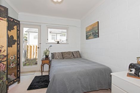 Photo of property in 1/22 Valley Road, Browns Bay, Auckland, 0630