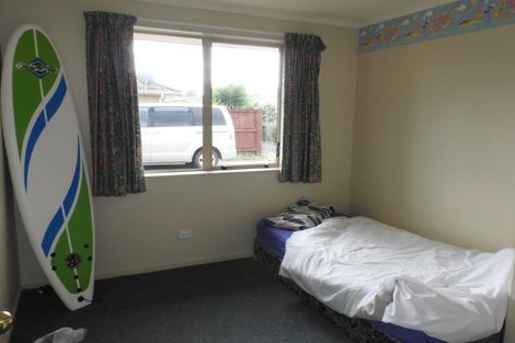 Photo of property in 18 Gardenia Close, Melville, Hamilton, 3206