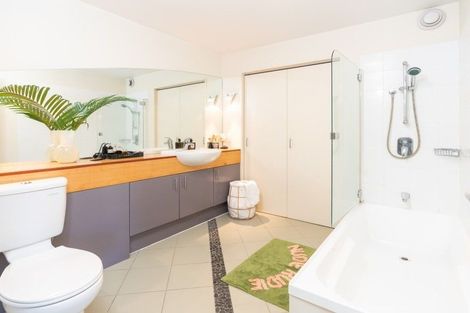 Photo of property in Elizabeth Street Chapel, 7/6 Elizabeth Street, Mount Victoria, Wellington, 6011