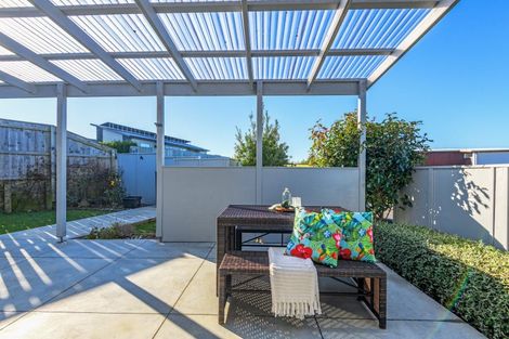 Photo of property in 1 Vaucluse Heights, Fitzherbert, Palmerston North, 4410