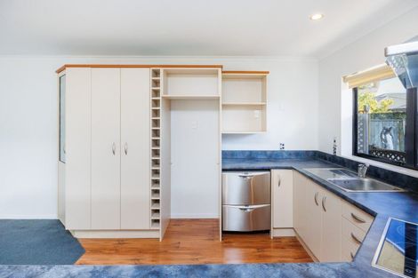 Photo of property in 31-33 Oak Crescent, Ashhurst, 4810