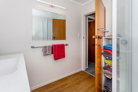 Photo of property in 106u7 Barbara Avenue, Whangamata, 3620