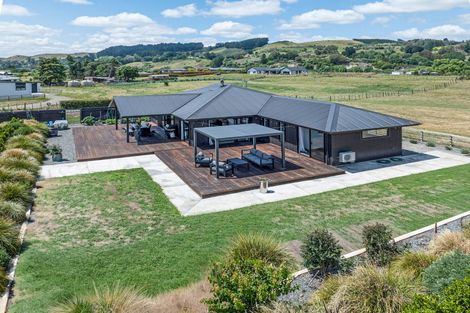 Photo of property in 137 Kereru Road, Maraekakaho, Hastings, 4171
