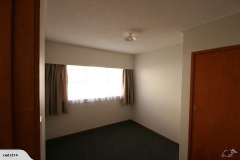 Photo of property in 64a Clayburn Road, Glen Eden, Auckland, 0602