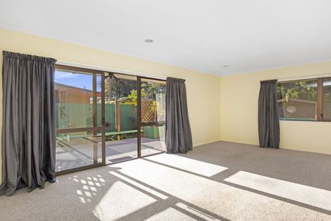 Photo of property in 21 Cedar Drive, Paraparaumu Beach, Paraparaumu, 5032