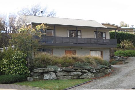 Photo of property in 12 Clematis Court, Wanaka, 9305