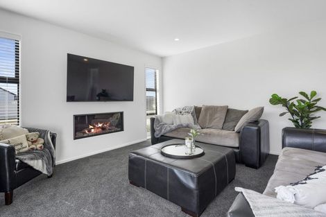 Photo of property in 31 Hotere Street, Rangiora, 7400