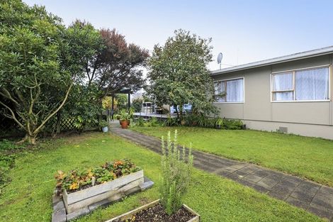 Photo of property in 13 Kirkcaldy Place, Flaxmere, Hastings, 4120