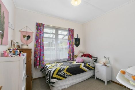 Photo of property in 21 Gardiner Grove, Wainuiomata, Lower Hutt, 5014