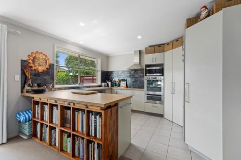Photo of property in 99 Longview Drive, Papamoa Beach, Papamoa, 3118