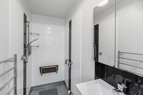 Photo of property in 1 Gunns Crescent, Cashmere, Christchurch, 8022