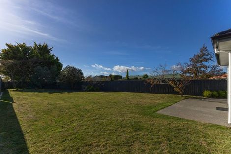 Photo of property in 155 Guildford Drive, Paraparaumu Beach, Paraparaumu, 5032