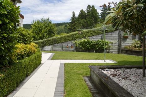 Photo of property in 27 Te Urunga Place, Acacia Bay, Taupo, 3330