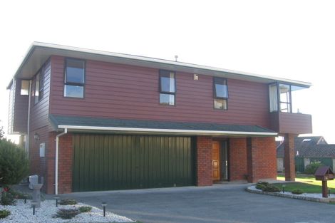 Photo of property in 38 Spyglass Lane, Whitby, Porirua, 5024