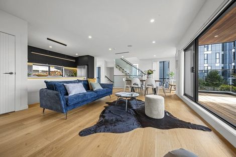 Photo of property in 5b Lomond Street, Takapuna, Auckland, 0622
