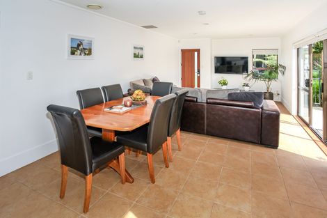 Photo of property in 34a Landscape Road, Pukekohe, 2120