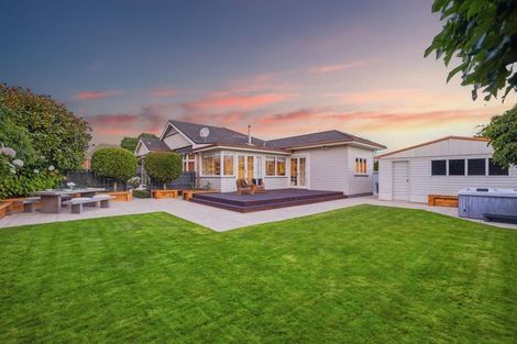 Photo of property in 48 Steadman Road, Broomfield, Christchurch, 8042