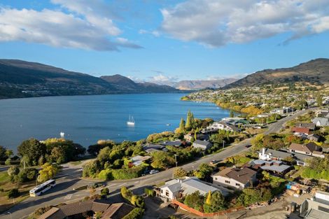 Photo of property in 732 Peninsula Road, Kelvin Heights, Queenstown, 9300
