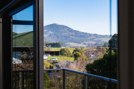 Photo of property in 10 Allen Road, Green Island, Dunedin, 9018