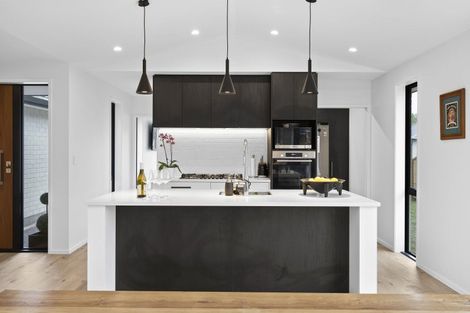 Photo of property in 13 Ruru Street, Cambridge, 3434