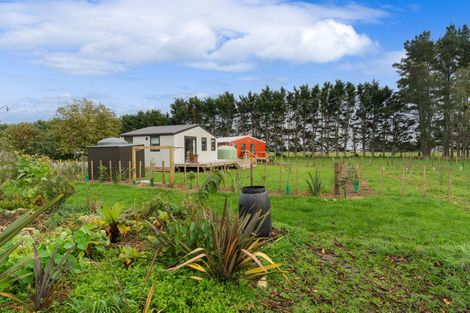 Photo of property in 40 Garth Road, Levin, 5571
